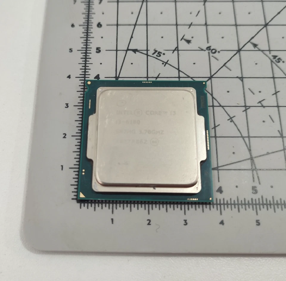 Processeur Intel Core 2 Quad Q6600, 2,4GHz, Socket 775 - Immagine 1 di 1