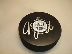 Disco de hockey firmado por Jake Muzzin Los Angeles Kings autografiado 1A - Imagen 1 de 2