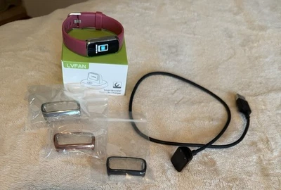 Fitbit Luxe - Rastreador de fitness y bienestar, orquídea, con cubiertas y base de carga Foto 1 de 4