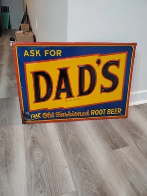 Letrero de cerveza de raíz de papá original vintage de la década de 1950 en relieve refresco antiguo Foto 1 de 4