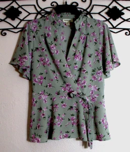 Monteau Top Women's Size XL Short Sleeve Multicolored Floral V Neck - Picture 1 of 5