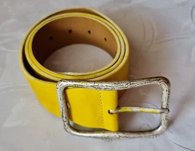 VINTAGE AUTHENTIC ITALY DEPECHE YELLOW GENUINE LEATHER WOMEN'S BELT - Image 1 of 4