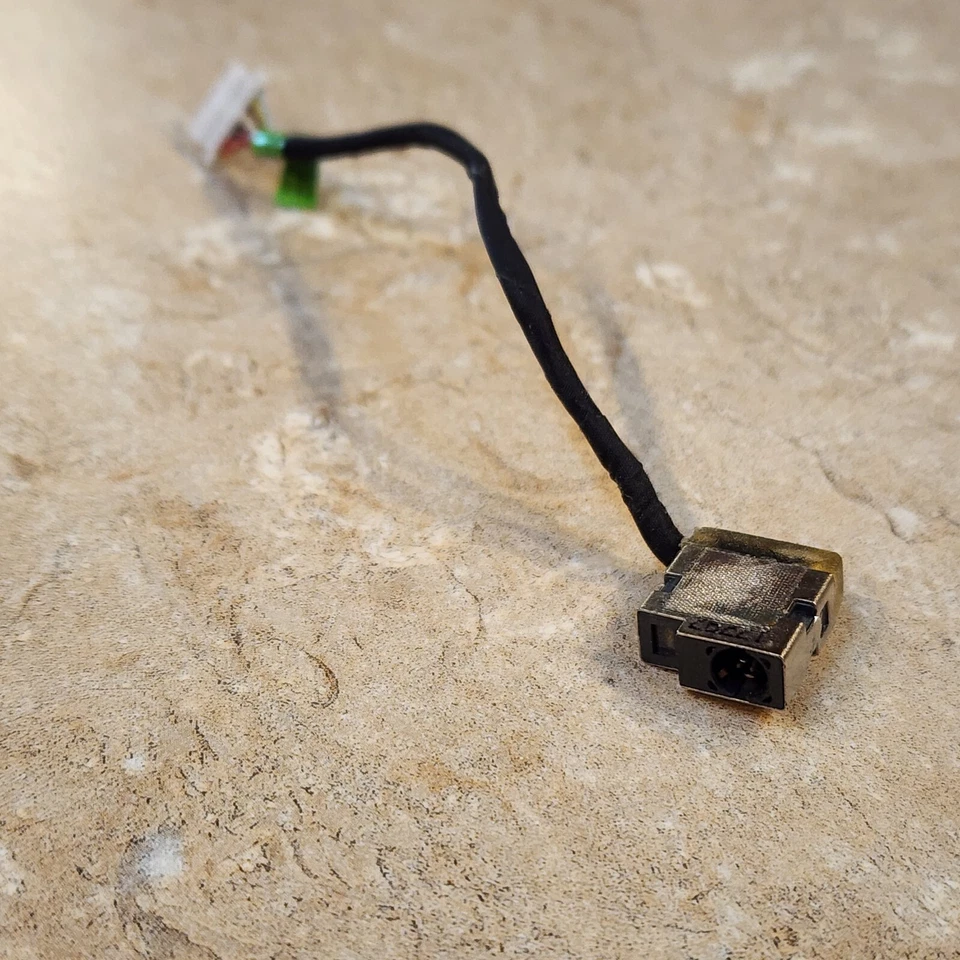 原始设备制造商直流插孔电缆 适用于惠普 15-AC 15-AF 15-BA 17-X 812681-001 813945-001 3306 — 第 1/1 张图片