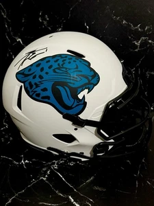 Travis Etienne Signed Autographed Full Size AUTHENTIC HELMET Beckett JAGUARS - Picture 1 of 2
