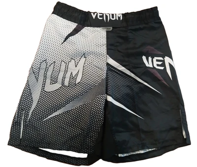 Pantalones Cortos de Lucha Venum NoGi 2.0 - Negro/Blanco Hecho de Tela Satinada Foto 1 de 4