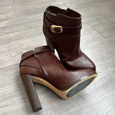 全新无标签 Fendi 棕色皮革高跟短靴 W6.5 码 — 第 1/4 张图片