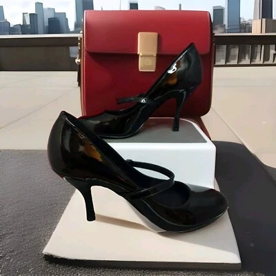 Jones Bootmaker Negro Charol Tacón Alto Zapatos de Corte Talla UK Mujer 7 - Nuevos en Caja Foto 1 de 4