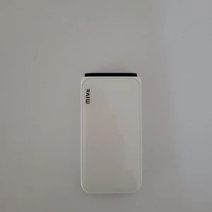 ALT MIVE AT-M120 Style Folder cell phone 32GB LTE/3G - White Unlocked - Afbeelding 1 van 6
