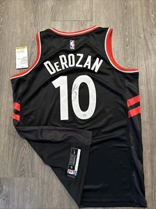 Demar Derozan Toronto Raptors Autograph Signed Jersey! Psa Coa - Picture 1 of 3