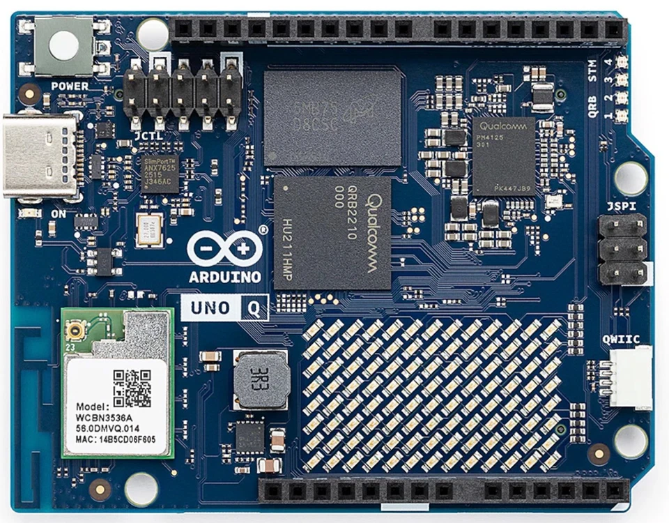 Arduino UNO Q  ABX00162  dual-brain platform new - Image 1 of 1