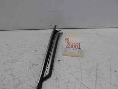 Moldura de cuarto de panel RL 1997 ACURA sedán lado derecho pasajero trasero OEM Foto 1 de 4