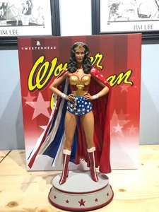 Tweeterhead Mujer Maravilla Capa Variante Exclusiva Estatua Escala 1/6 - Imagen 1 de 5