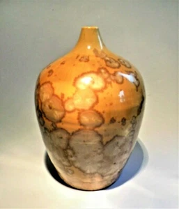 A CRYSTALLINE GLAZE VASE - Picture 1 of 5