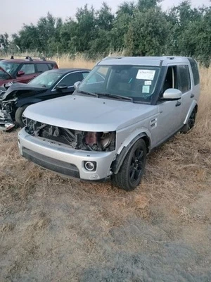 SLV LEFT FENDER LR056239 2010-2016 LAND ROVER LR4 - Image 1 of 4