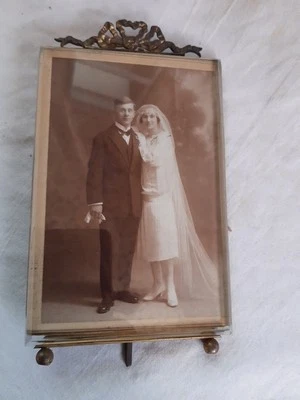 Cadre photo verre biseauté et laiton Louis XVI - Photo 1/4