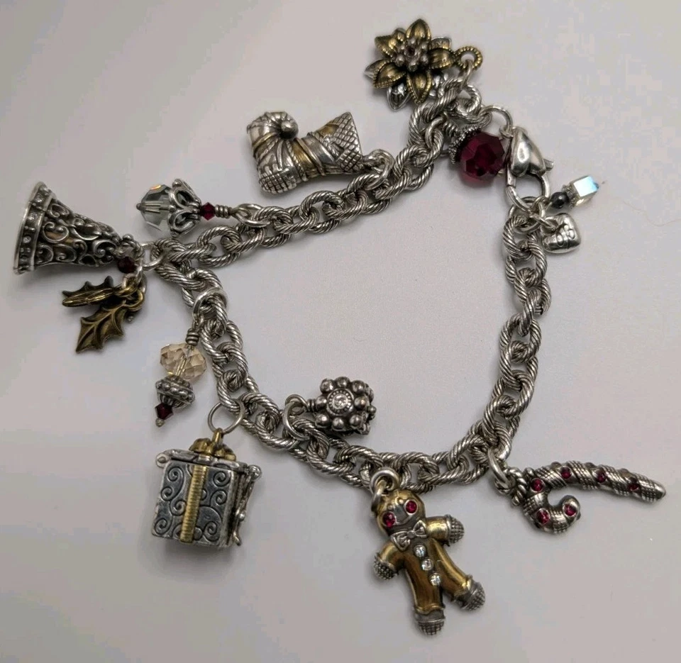 Brighton Dijes de Navidad Pulsera Campanas Bastones de Caramelo Pan de Jengibre Medias Foto 1 de 4