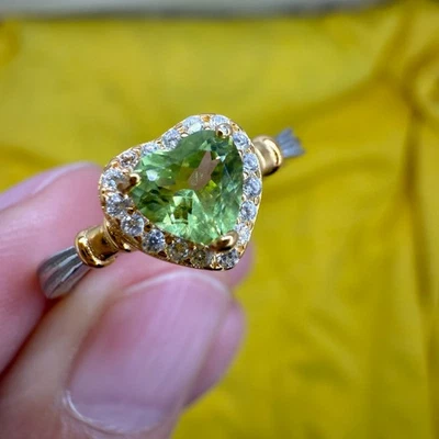 925 Sterling Silver Ring 5mm Natural Green Peridot Gemstone Zircon Women Jewelry - Image 1 of 4