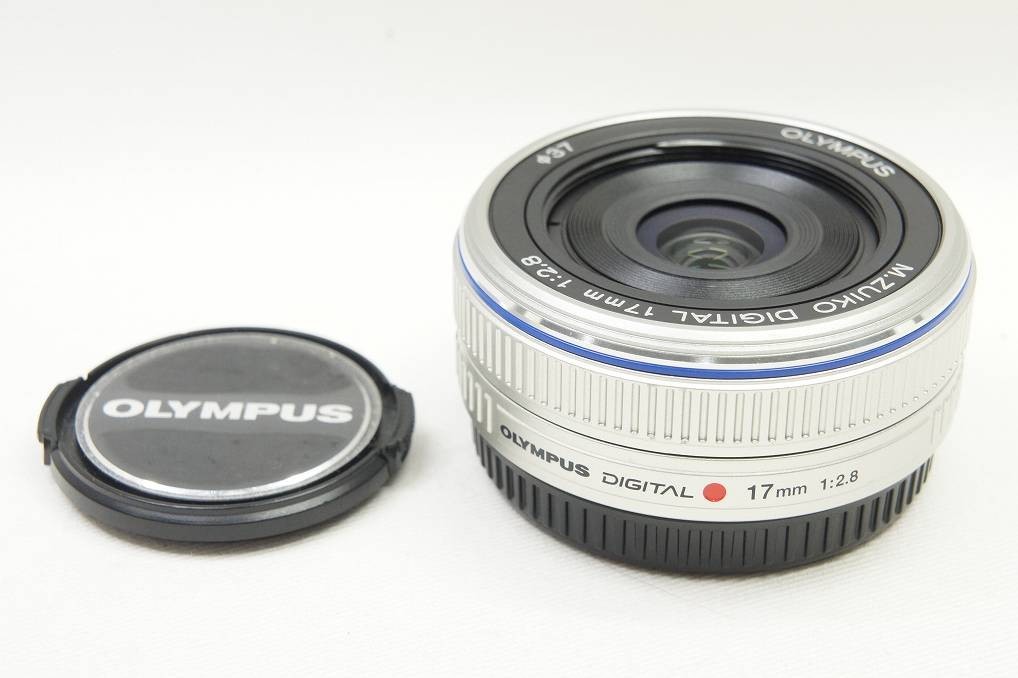 オリンパス M.ZUIKO DIGITAL 17mm F2.8 シルバー オリンパス 単焦点 レンズ OLYMPUS M.ZUIKO DIGITAL 17mm F2.8