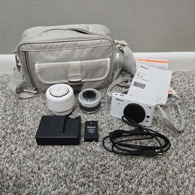 Nikon 1 J1 10MP Digital Camera with 10-30mm & 30-110mm Lens For Parts Or Repair - Image 1 of 4