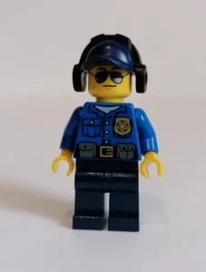 Lego City Figurine cty0455 Police Officer Officier Minifigure - 2014 Exclusive - Picture 1 of 2