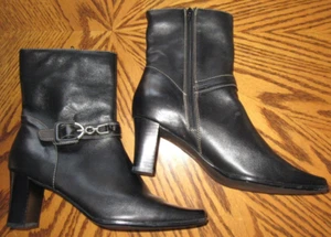 Apostrophe 9.5M Black Side Zip 2.75" Heel Soft Leather Boots NWOB Super Cute - Picture 1 of 8