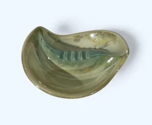 Pearlescent /Iridescent Vintage Ashtray Glass - Picture 1 of 3