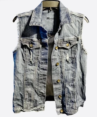 Kut From The Kloth Women’s Blue Frayed Sleeve Denim Vest Size Small - Image 1 of 4