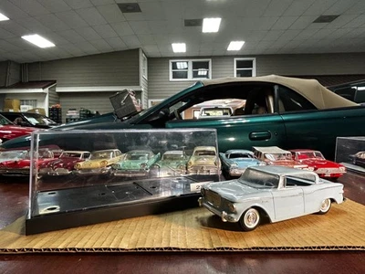 Jo-Han Models Dealer Promo 1960 Studebaker Lark 1:25 Scale Friction W/ Case - Image 1 of 4