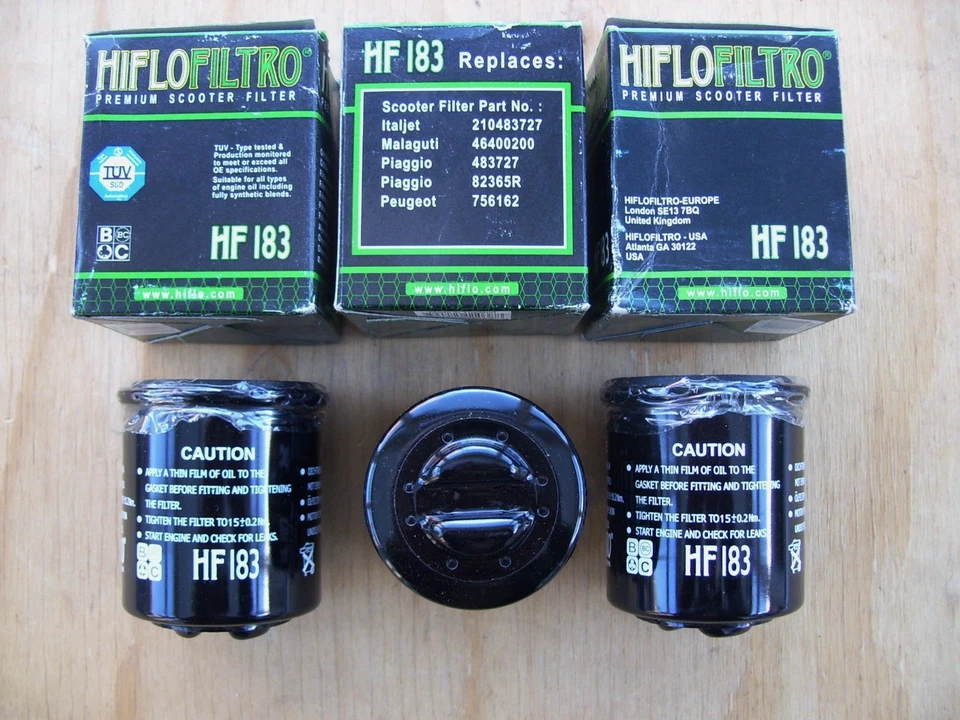 Filtros de aceite Hiflo genuinos (TRES) (HF183) Italjet/Malaguti/Piaggio/Peugeot NOS Foto 1 de 1