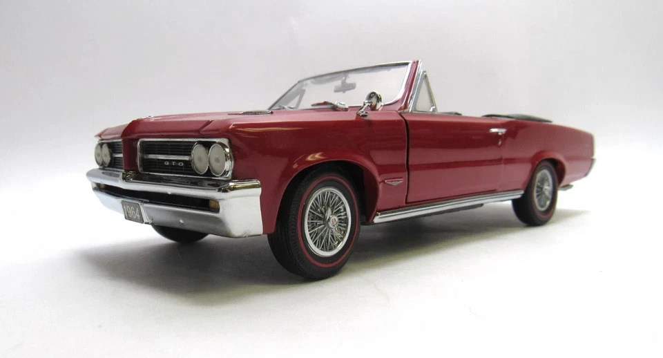 Pontiac GTO 1964 rojo escala 1:24 diecast por Franklin modelos de precisión como nuevos Foto 1 de 4