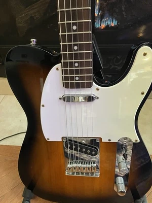 Guitarra Eléctrica Fender Squire Affinity Telecaster 3 Tonos Sunburst Acolchada Gigbag Foto 1 de 4