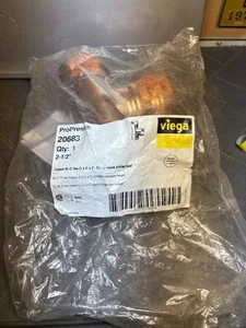 Viega 20683 ProPress 2-1/2" x 2-1/2" x 2-1/2" Copper Tee - Picture 1 of 3