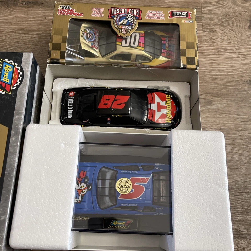 Chevy Monte Carlo 1997 Revell Collection Club #5 Kellogg’s paquete de 3 1:24 Foto 1 de 4