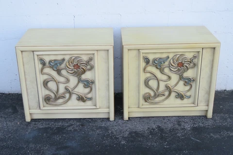 Hollywood Regency Pair of Painted Nightstands Side End Tables 2401 Cover