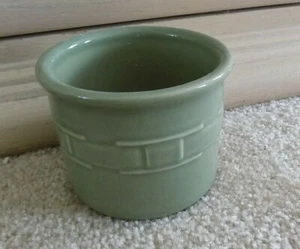 LONGABERGER Pottery SAGE GREEN WOVEN TRADITIONS ONE PINT CROCK - Picture 1 of 5