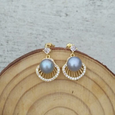 Classic AAA+7-8mm AAA+ South Sea Gray Pearl Stud Earrings Apply Any Occasion - Image 1 of 4