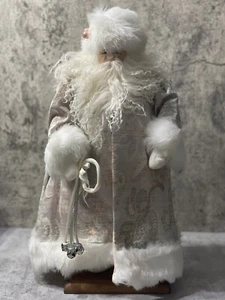 PERE NOEL Santa Timeless Collectibles Bouquet Ent. JENA HALL Design 317 Of 1500 - Picture 1 of 5
