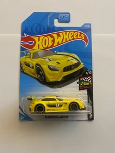 2019 HOT WHEELS #74/250 '16 MERCEDES-AMG GT3 #1/10 HW RACE DAY YELLOW - Picture 1 of 2