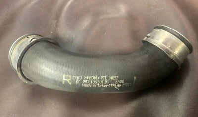 Porsche 2002 - 2011 911 GT3 -Turbo GT2 правый верхний шланг подачи охлаждающей жидкости б/у - Изображение 1 из 4