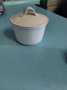 Pyrex Opal Butter Dish With Lid - Picture 1 of 9