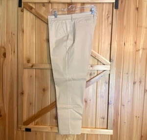 Liz Claiborne Pants Womens 12 Khaki Chino Straight Classic Fit - Picture 1 of 6