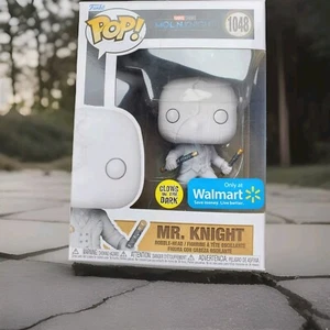 Funko Pop! #1048 Marvel Moon Knight - Mr. Knight (GITD) Walmart Exclusive - Bild 1 von 4