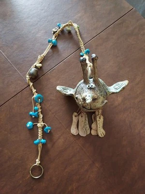 Carillón de viento de piedra insecto hogar jardín único bronceado turquesa Foto 1 de 4