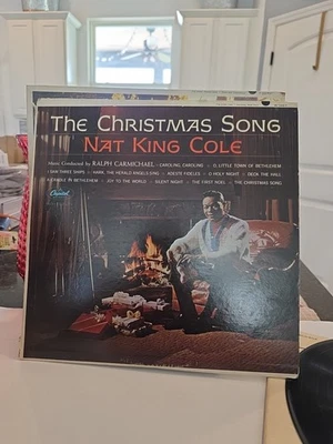 Nat King Cole – The Christmas Song Capitol Vinyl Record LP ++ FRANK SINATRA - Image 1 of 4