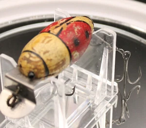 Vintage Creek Chub Midget Beetle In White with Red Painted Wings 1939 to 1954 - Picture 1 of 9
