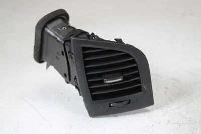 Hyundai Genesis 2010-2016 rejilla de ventilación de aire boquilla tablero de instrumentos pasajero Rh OEM Foto 1 de 3