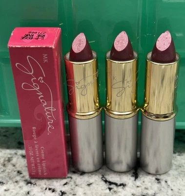 Nuevo en caja lápiz labial crema Mary Kay Signature STRIKE A POSE ROSE #2710 NUEVO RARO Foto 1 de 4