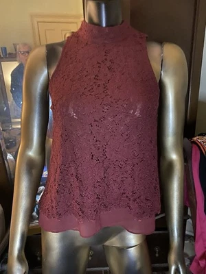 Blusa Casa Blanca Mercado Negro Foto 1 de 4