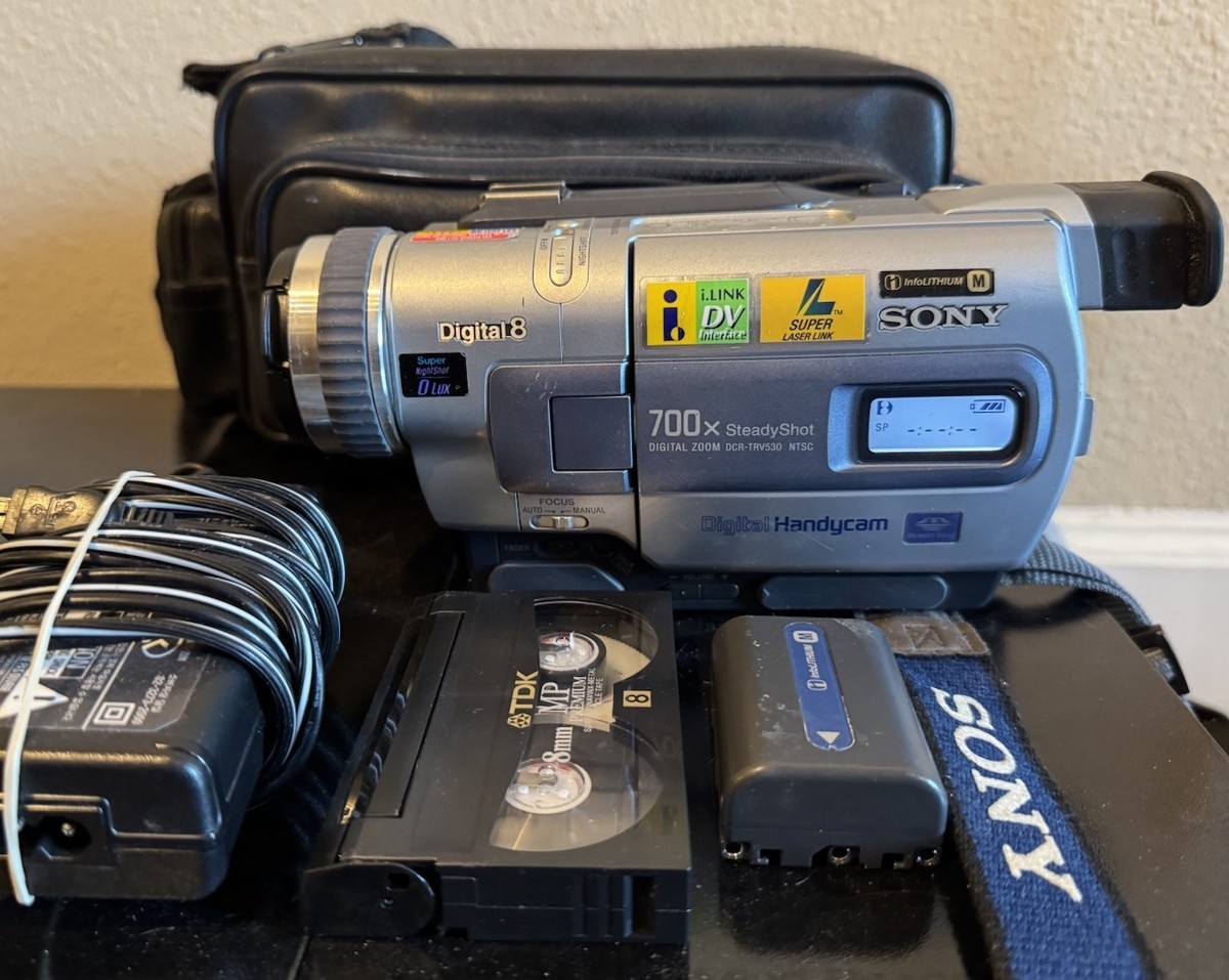 ◆SONY ＴＲＶ２２５　Digital８　美品 動作品◇SONY TRV225 Digital8 美品 付属品11点