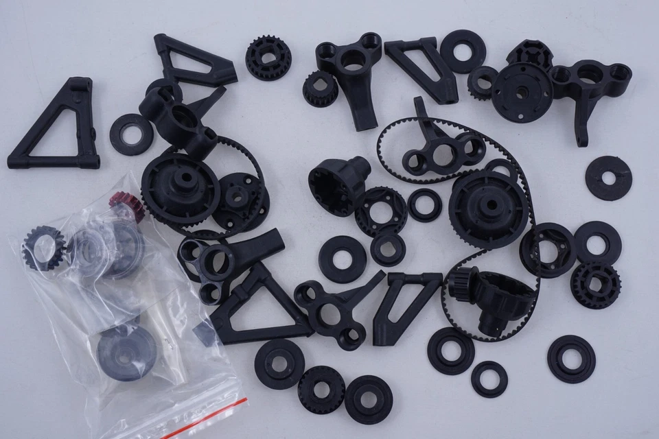 Mugen Sortiment Ersatzteil Unterschiedlich für Auto Onroad 1:8 Vintage Modell - Bild 1 von 1